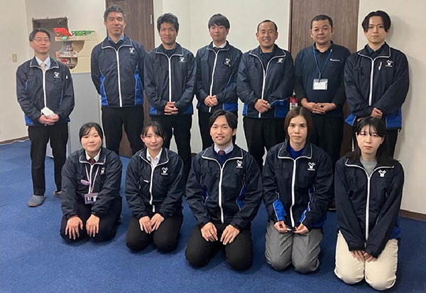 株式会社ヤマシタ東大阪営業所スタッフ集合イメージ